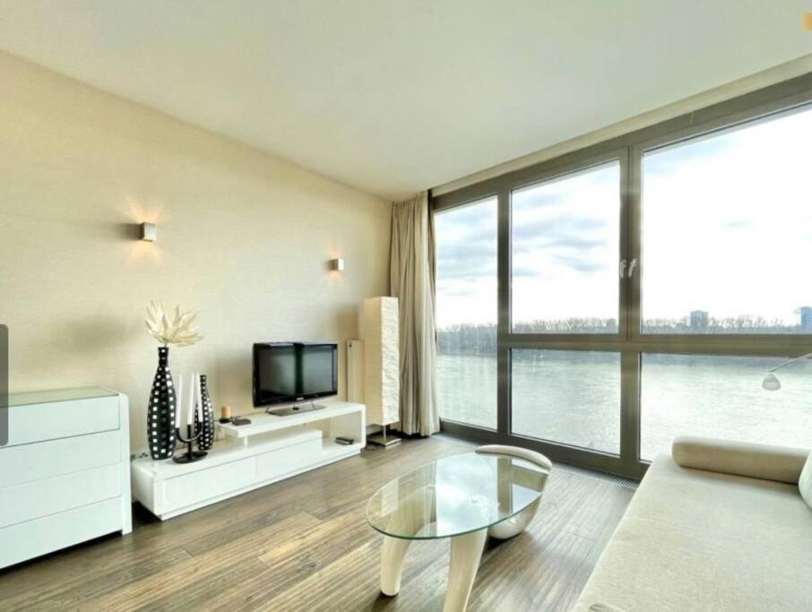 Eurovea Cozy Studio Apartman Pozsony Kültér fotó